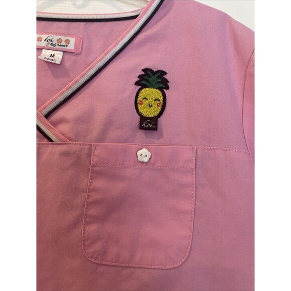 Koi Women’s Pink Pineapple Scrub Top Size Medium - Picture 2 of 5